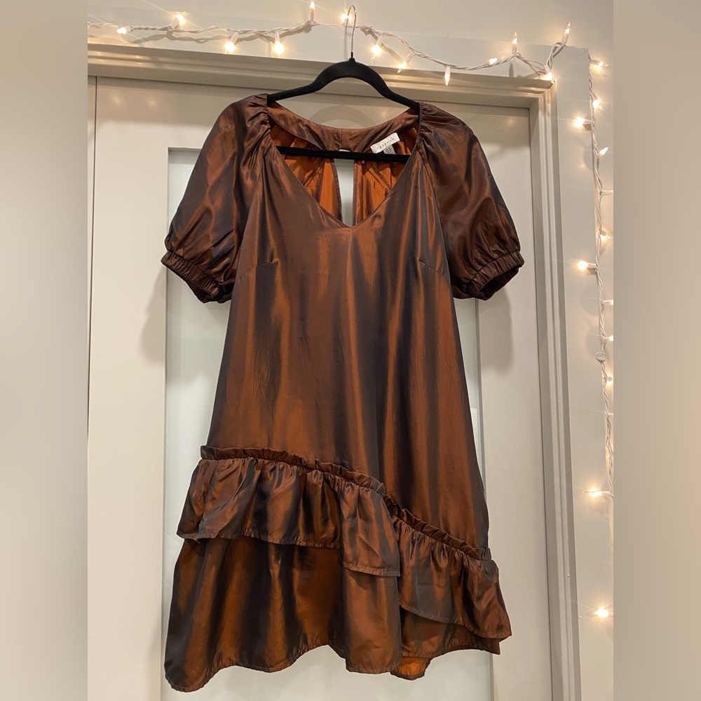 BEAUTIFUL topshop holographic mini dress!